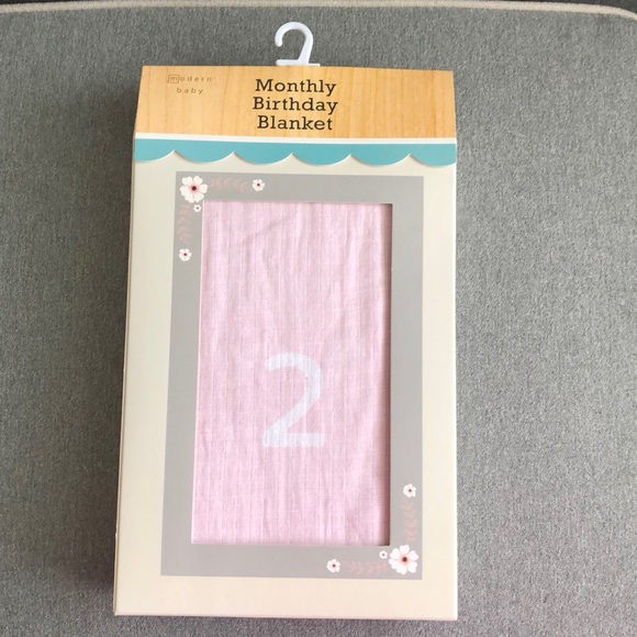 modern baby monthly birthday blanket